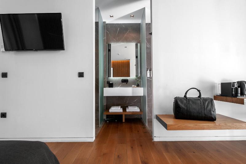 Junior Suite image 2