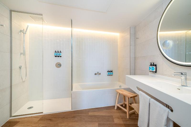 Suite image 2