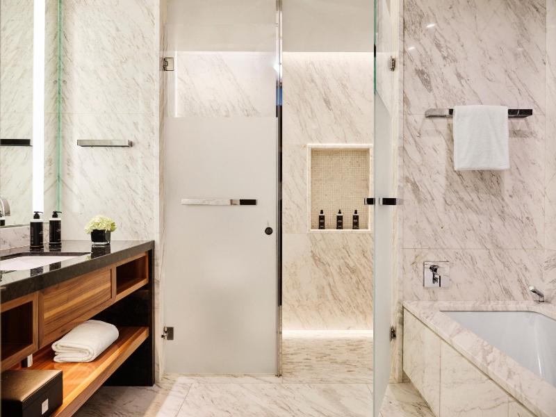  Grand Premier Room Two Double Beds image 2