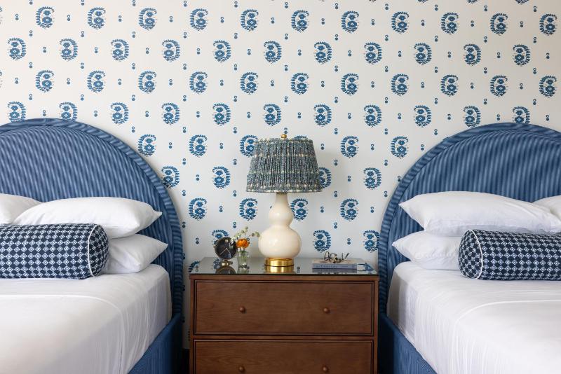 Queen Room image 1