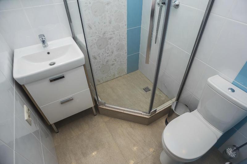 Standard Double Suite image 2