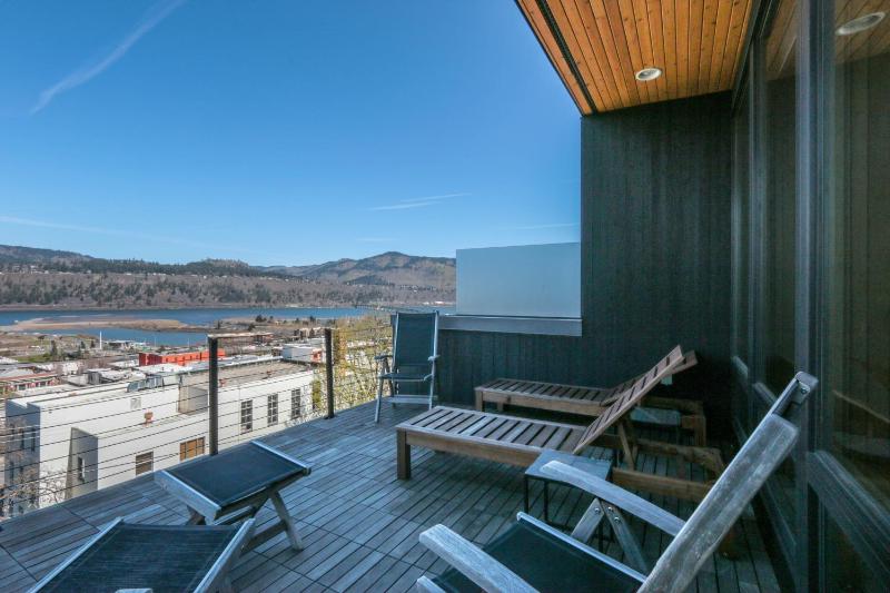 Four-Bedroom Holiday Home image 3