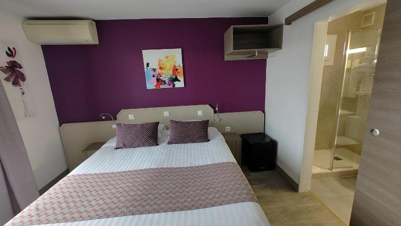 Comfort Double Room with Sea View image 2