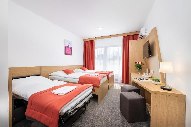 Hotel Plus - image 12