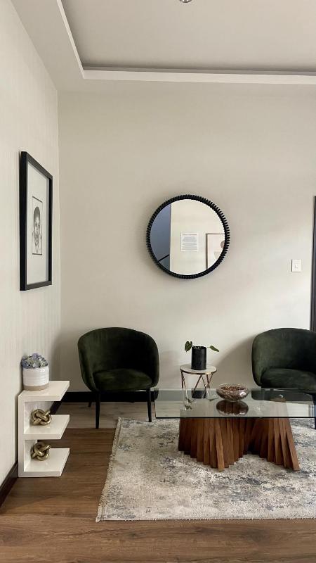Zet On 9TH Avenue - image 2