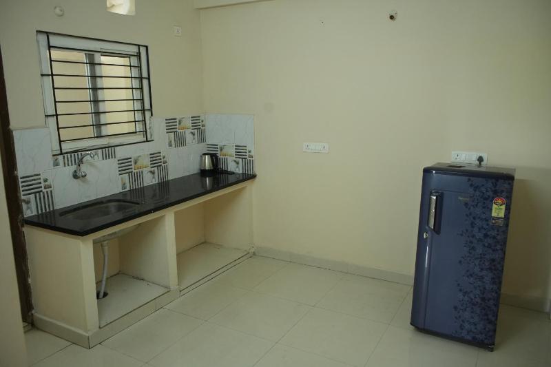 AAKRUTHIINN - image 1