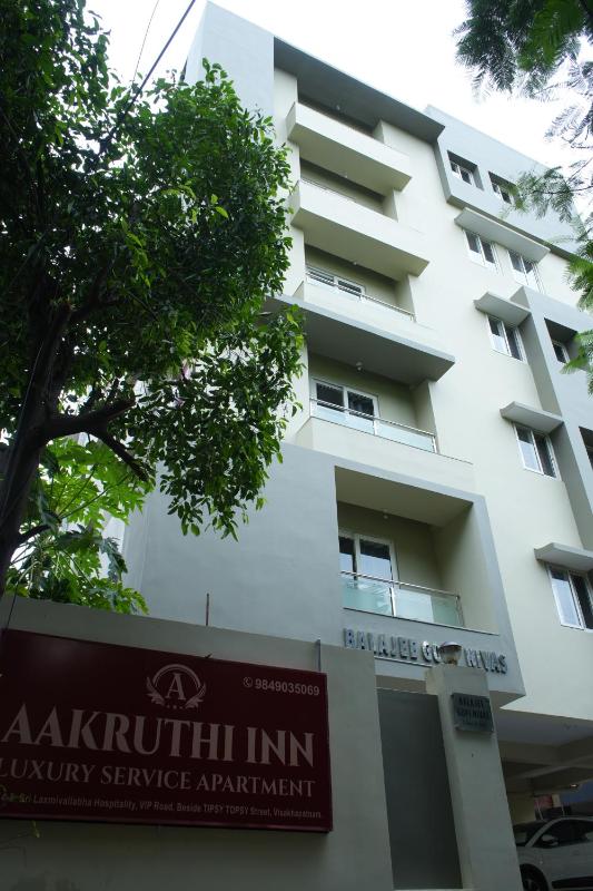 AAKRUTHIINN - image 11