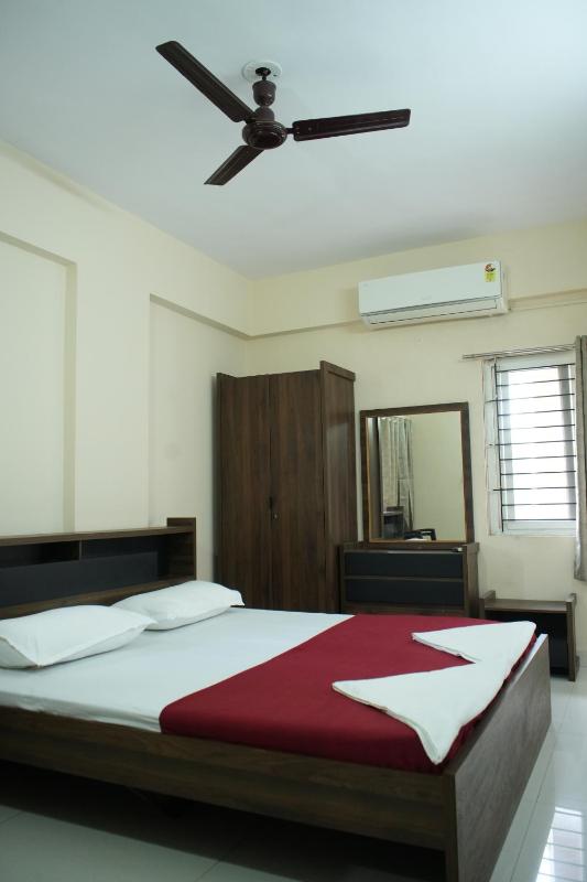 AAKRUTHIINN - image 21