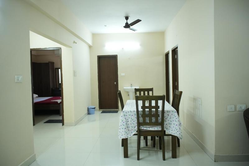 AAKRUTHIINN - image 13