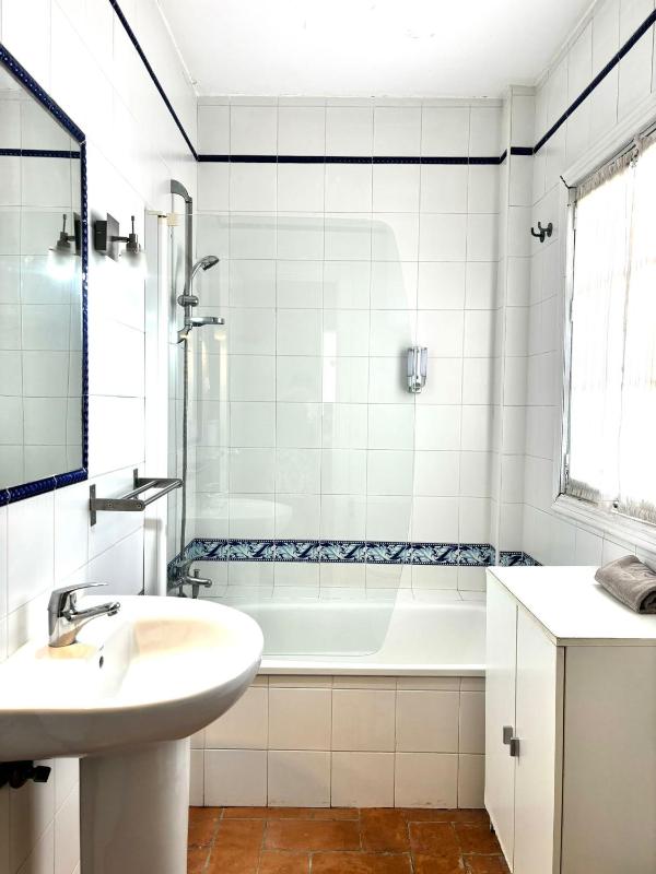 One-Bedroom Apartment (2 Adults) image 2