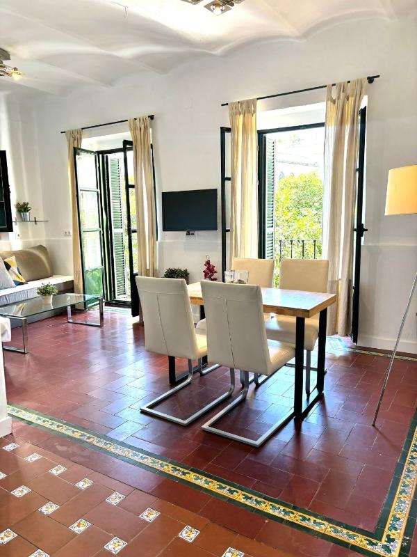 Two-Bedroom Apartment with Balcony image 2