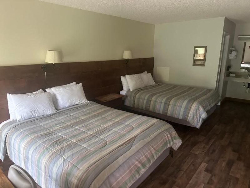 Standard Double Room image 1