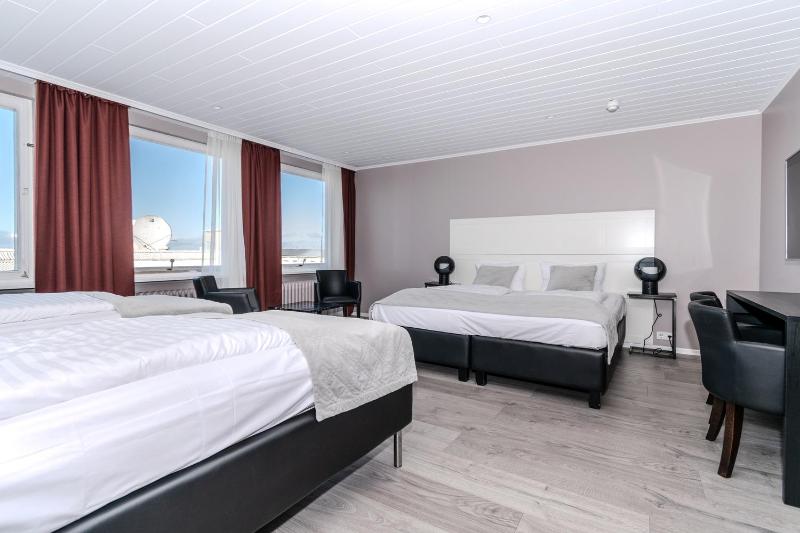 Quadruple Room image 1