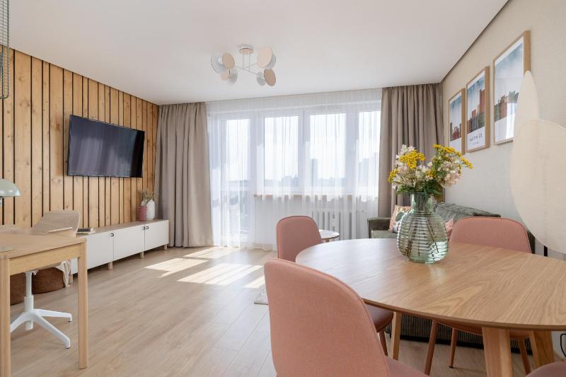 Apartament w Centrum Katowic z klimatyzacją by Noclegi Renters - image 8