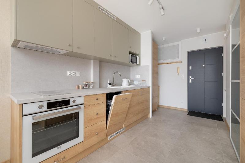 Apartament w Centrum Katowic z klimatyzacją by Noclegi Renters - image 37