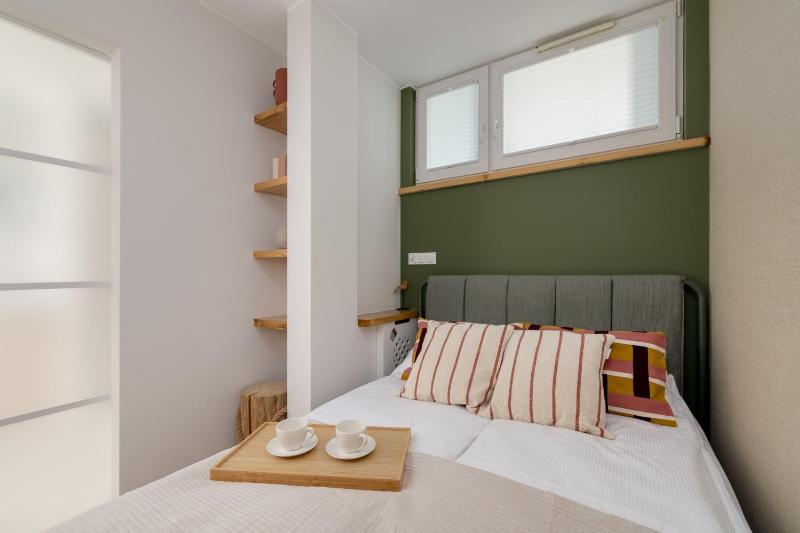Apartament w Centrum Katowic z klimatyzacją by Noclegi Renters - image 26