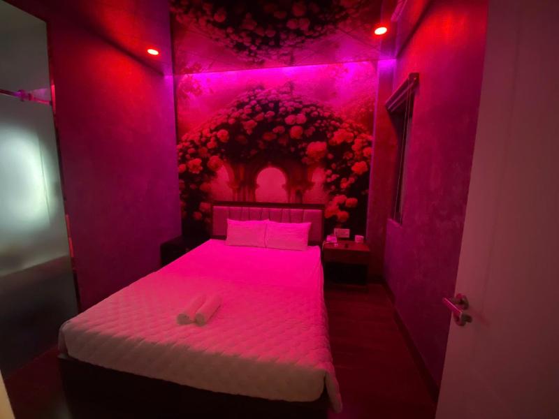 Sakura Hotel Thủ Đức - image 3