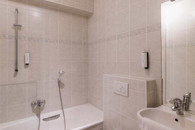 Triple Room image 3
