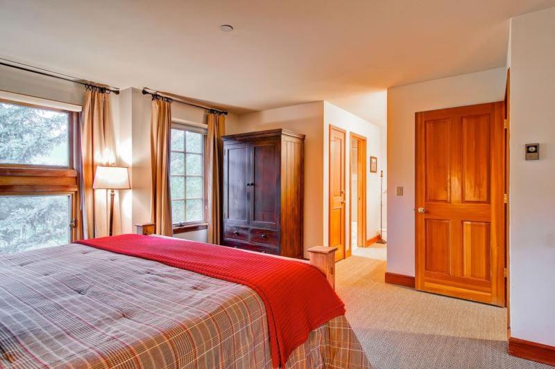Meadows Townhome A5 by East West Hospitality - image 3