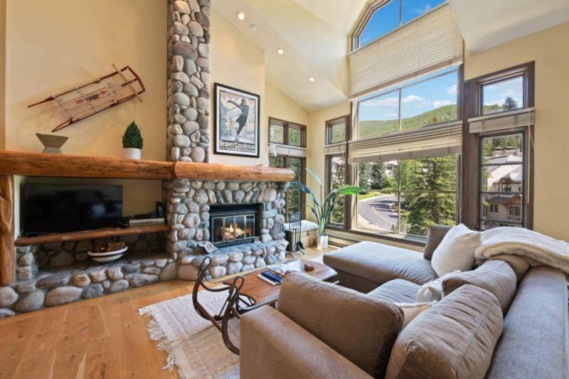 Meadows Townhome M3 by East West Hospitality - image 4