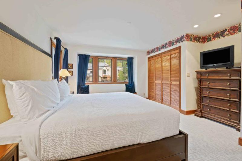 Meadows Townhome M3 by East West Hospitality - image 34