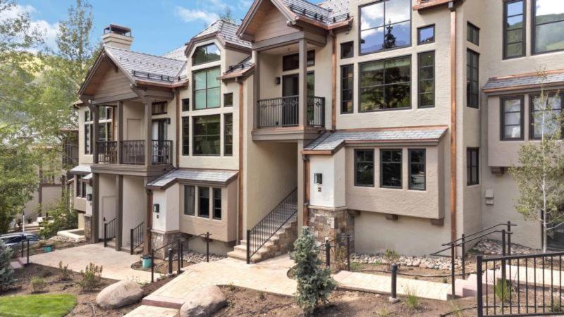 Meadows Townhome M3 by East West Hospitality - image 27