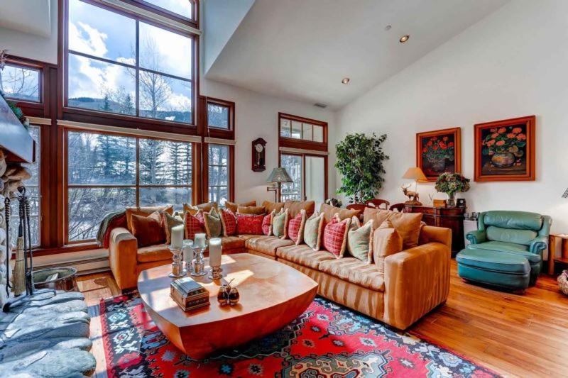 Meadows Townhome P2 by East West Hospitality - image 21