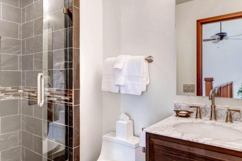 Meadows Townhome N5 by East West Hospitality - image 19