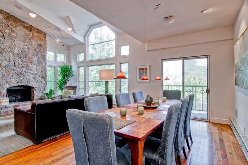 Meadows Townhome R4 by East West Hospitality - image 15