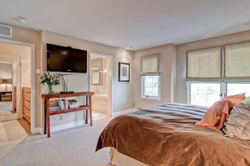 Meadows Townhome R4 by East West Hospitality - image 25