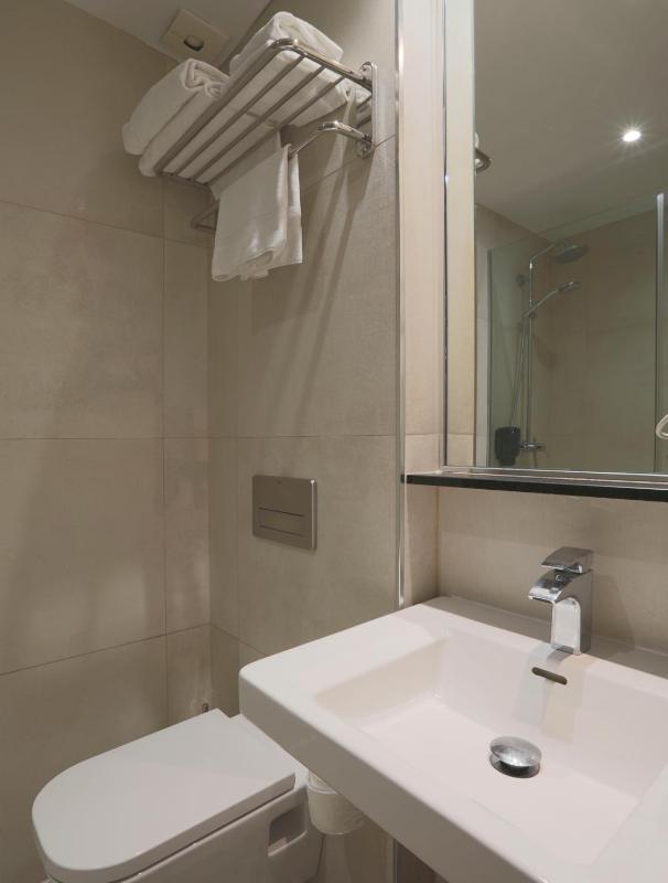 Budget Single Room image 1