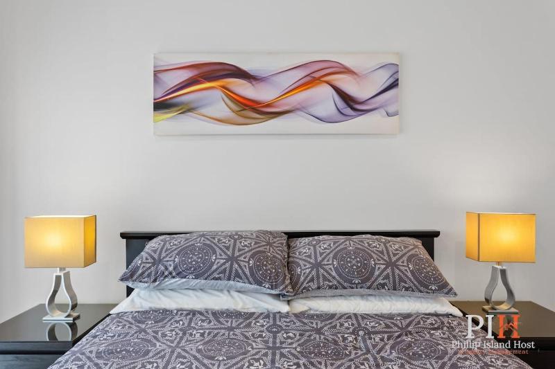 Spacious 4-Bd in Cowes sleeps 8 - image 13