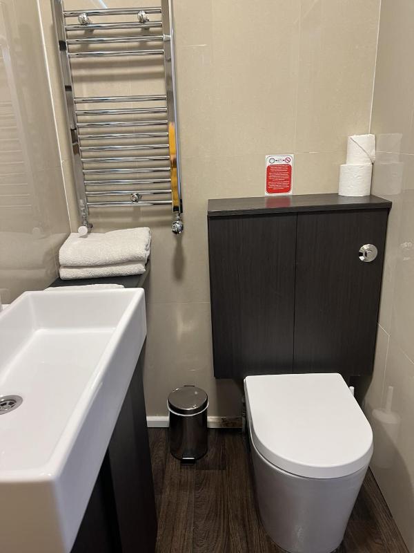 Standard Double Room image 4