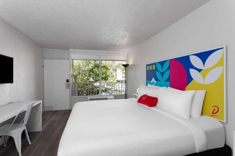 Baymont by Wyndham Orlando Lake Buena Vista South - image 6