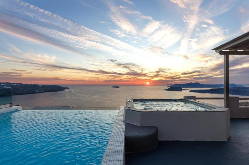 Villa with Private Pool image 2