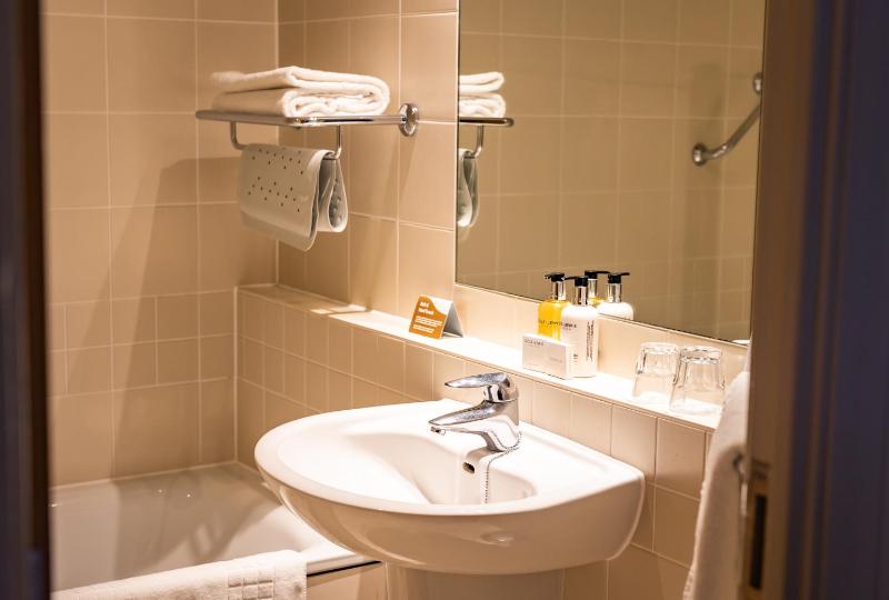 Executive Double Room image 2