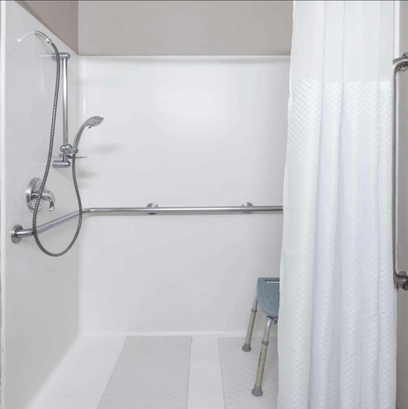 Queen Room - Disability Access/Non-Smoking image 2