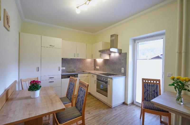 Two-Bedroom Apartment with Balcony image 4