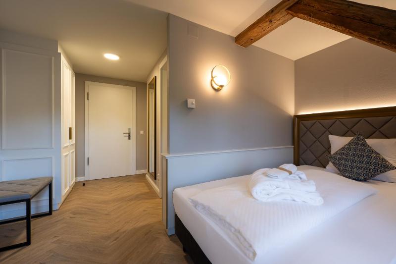 Deluxe Single Room image 2
