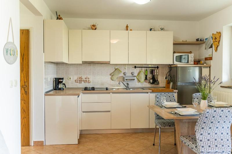 Apartments for families with children Presika Labin - 11656 - image 7