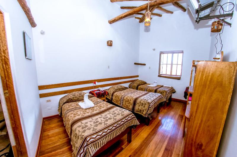 Hostal El Grial - image 8