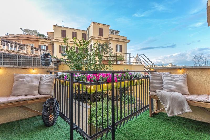 Apartment with View and Balcony image 2