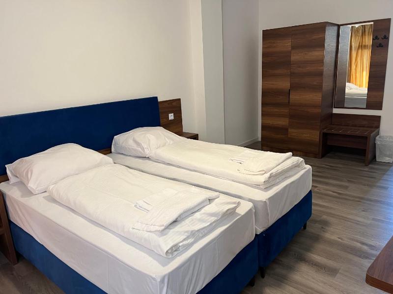 Triple Room image 1