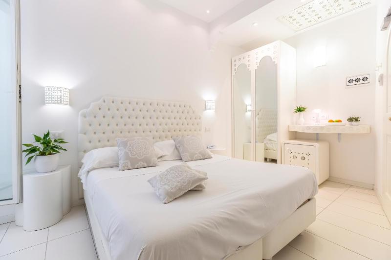 Business Double Room (1 Adult) image 1