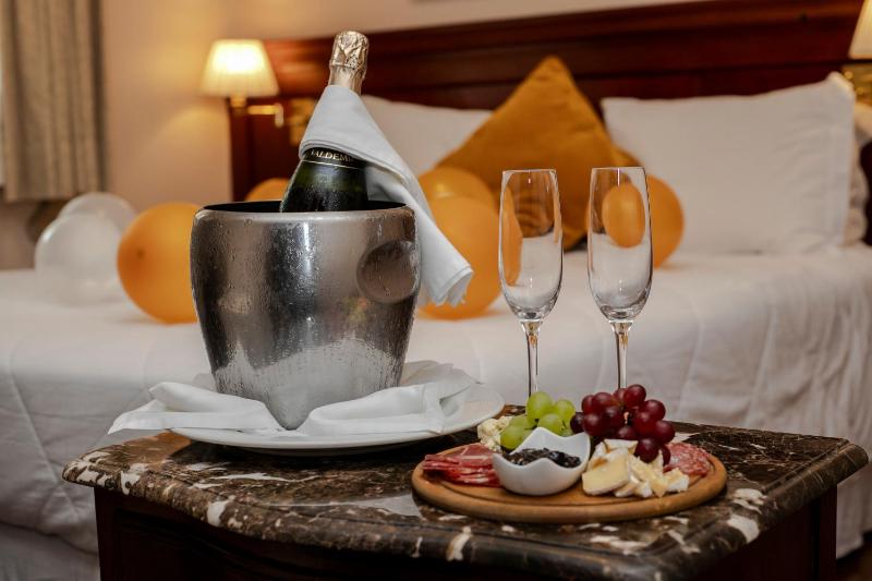 Le Suisse Elegance Hotel - image 50