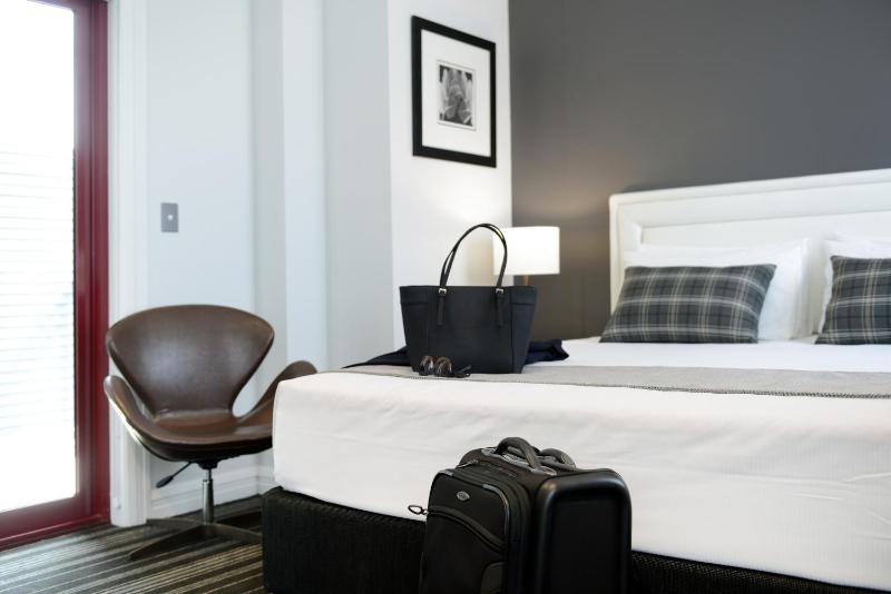 King Room image 4