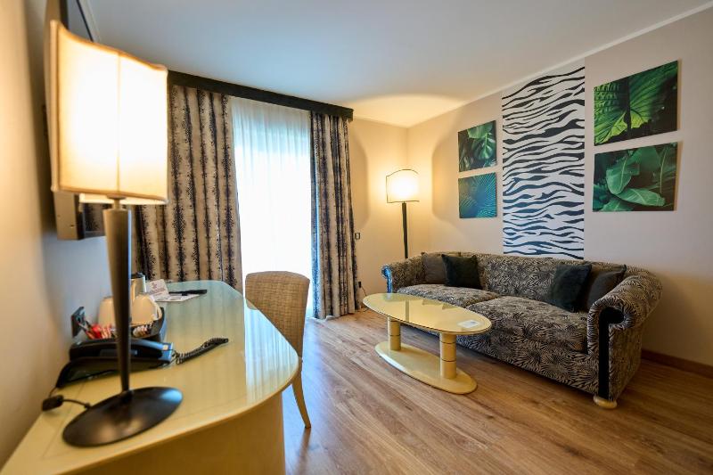 Suite with Sauna image 2