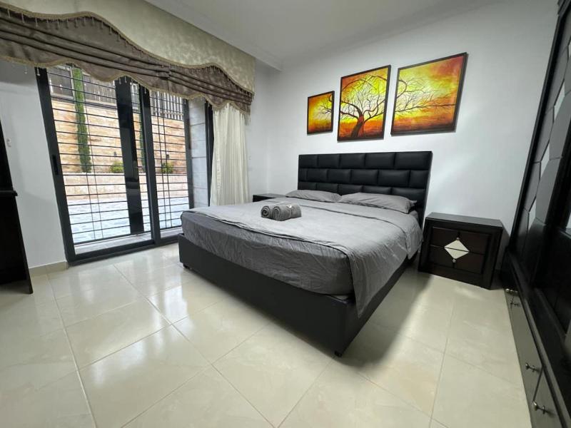 2 En-suite Rooms Central & Garden Terrace - image 2