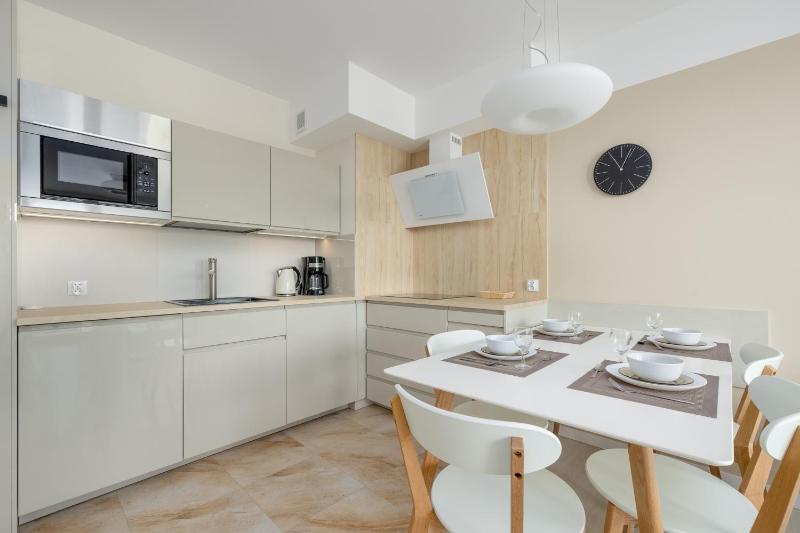 Jantar Apartamenty Bliżej Morza - image 39