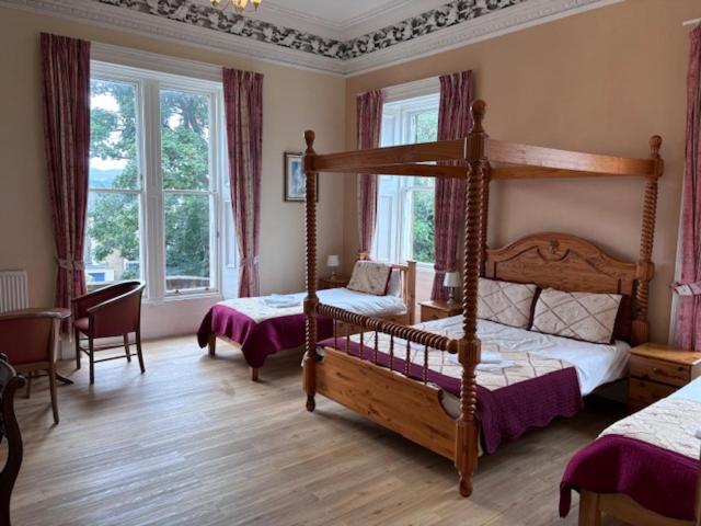 Quadruple Room image 1